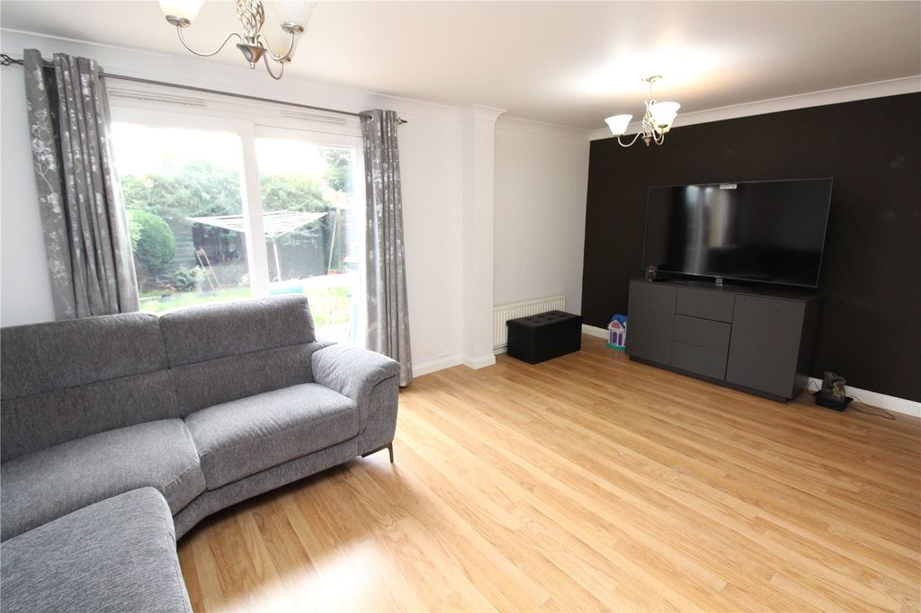 Property photo 3 of 7 Lounge View 2