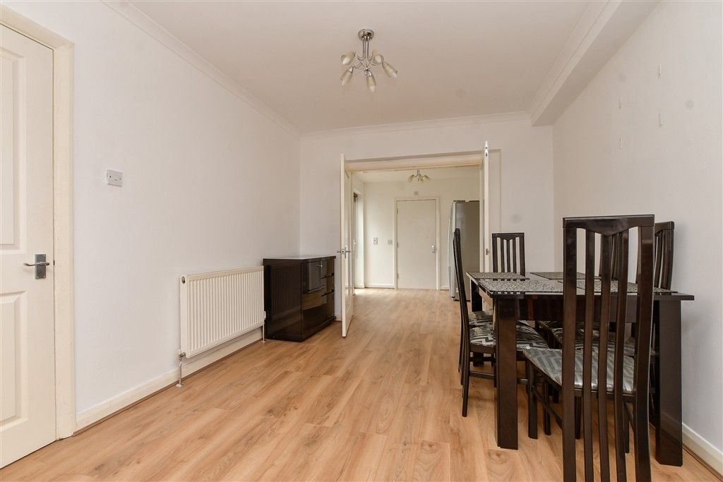 Property photo 3 of 12 Dining Area