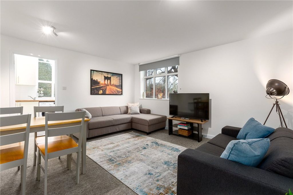 Property photo 3 of 23 Picture 3