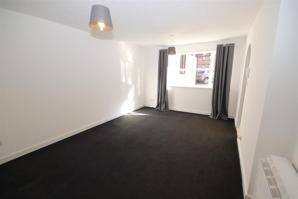 Property photo 2 of 6 Img_2448.Jpg
