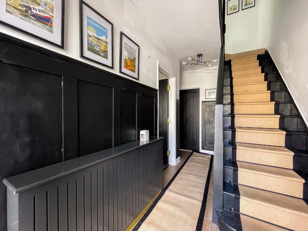 Property photo 2 of 22 3851145