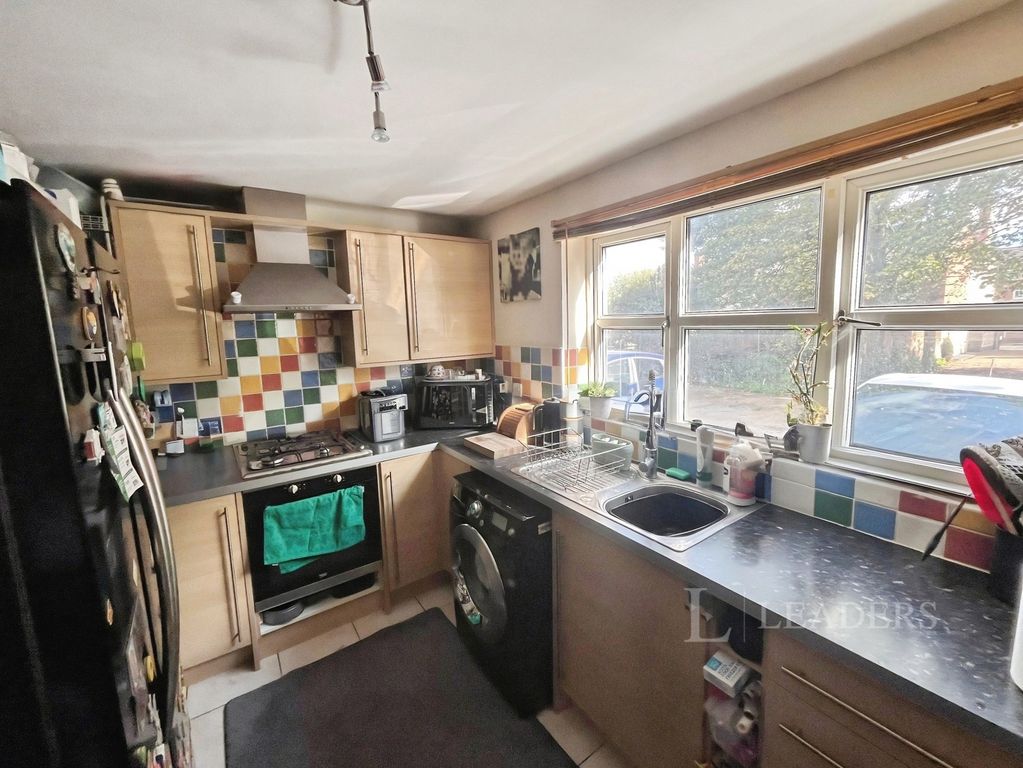 Property photo 3 of 9 Pbox-Img.Jpg
