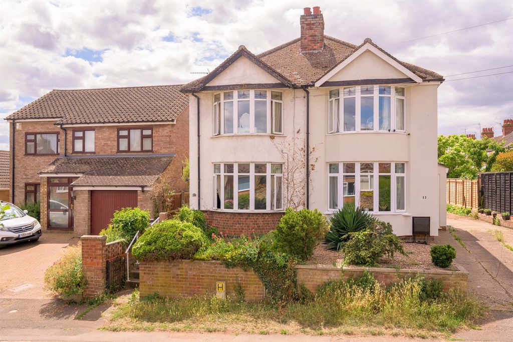 Property photo 1 of 10