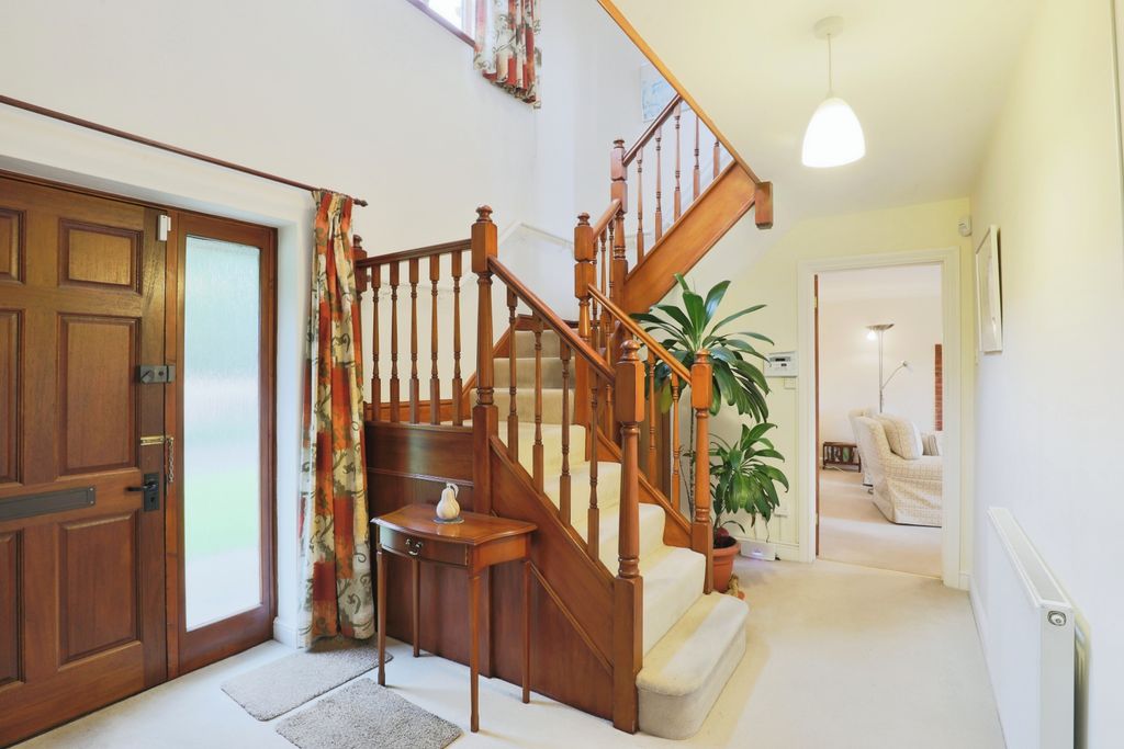 Property photo 3 of 19 Photography