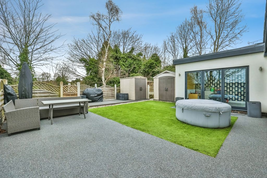 Property photo 2 of 17 Pbox-Img.Jpg