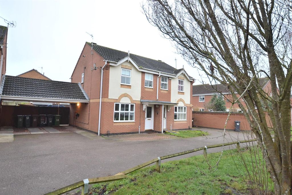 Property photo 2 of 17 Kestrel Lane (2).Jpg