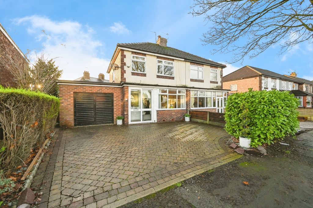 Property photo 1 of 15 Front View