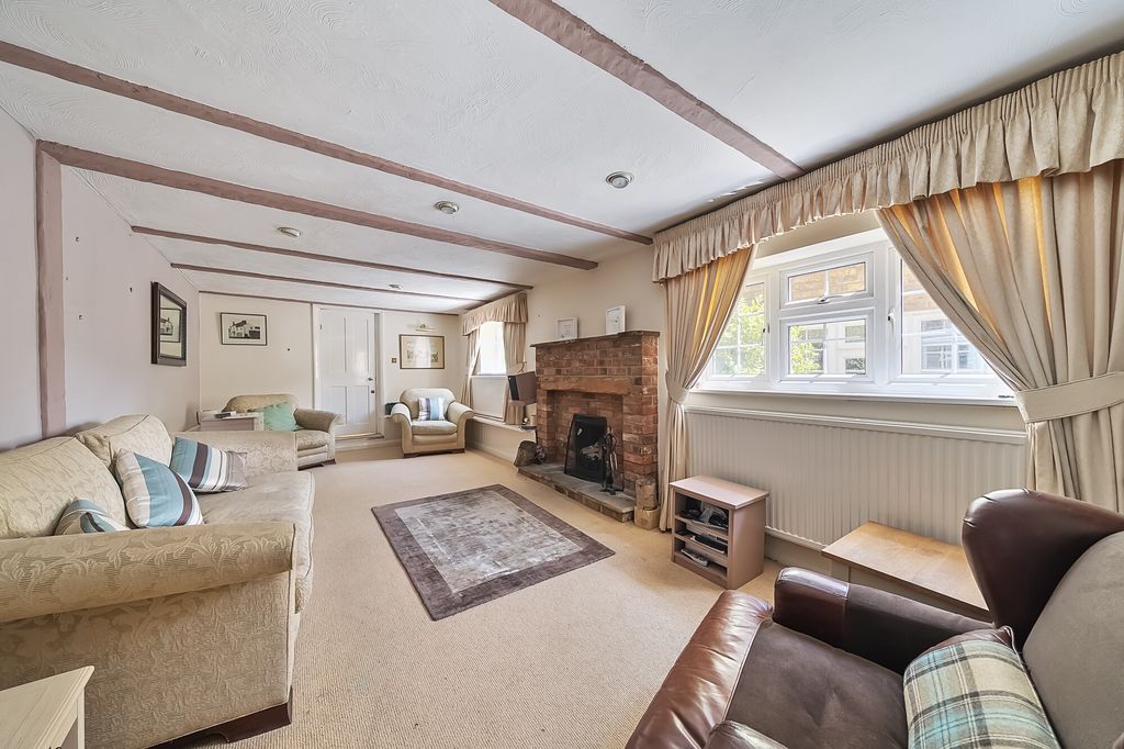 Property photo 2 of 16