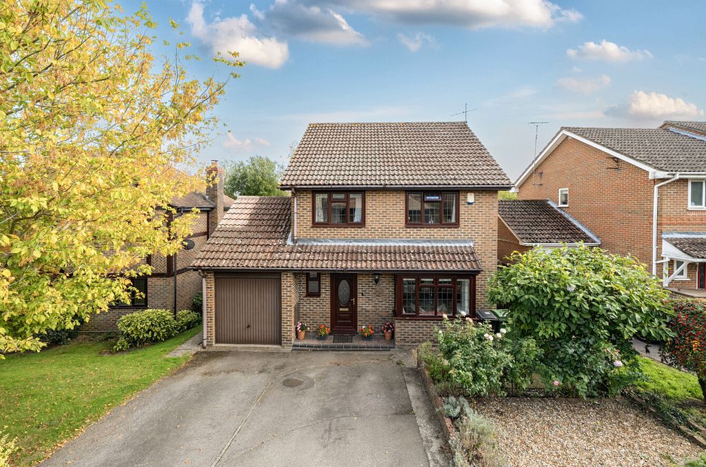 Property photo 1 of 23 1363121-1-68E7d10...