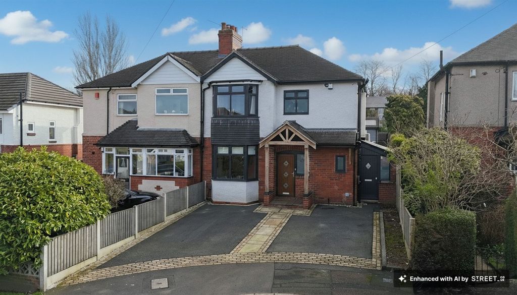 Property photo 1 of 28