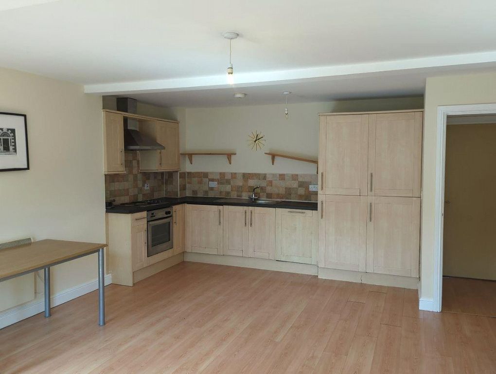 Property photo 3 of 7 Picture No. 14