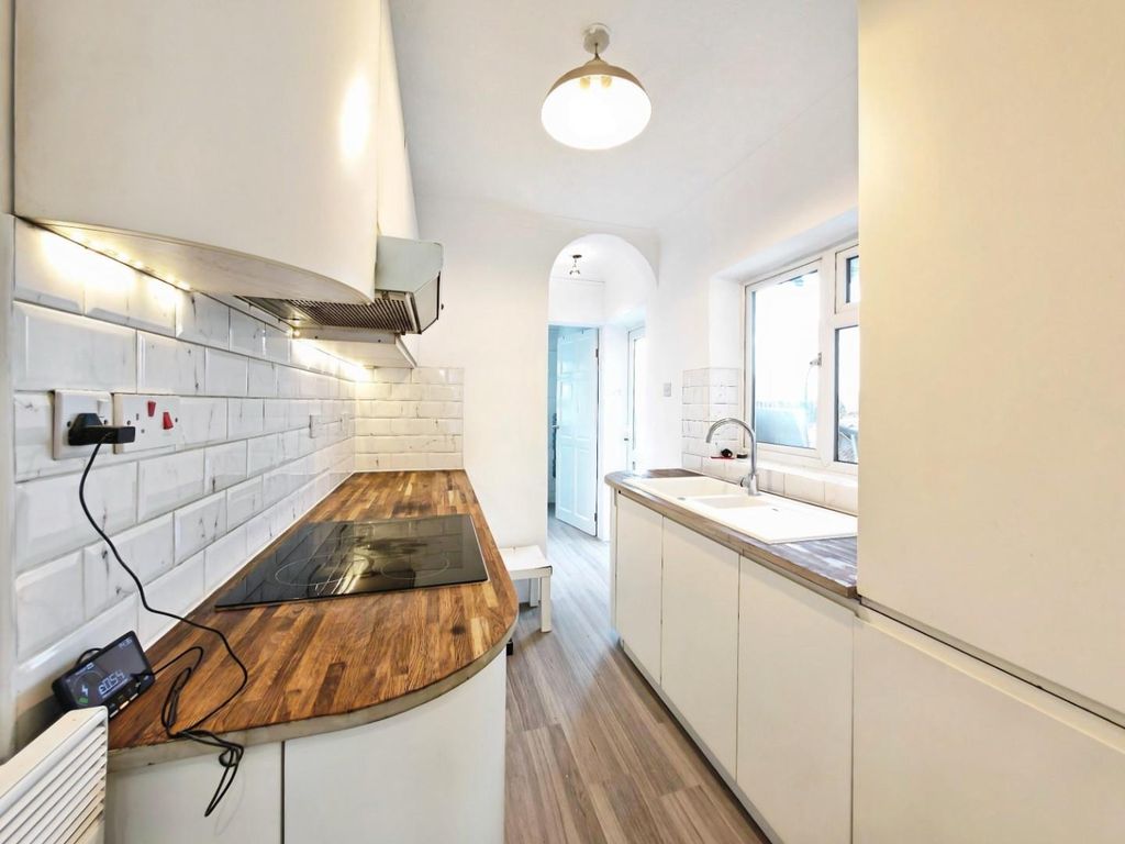 Property photo 3 of 7 4Cfeaf1F-Img_20260331_143610.Jpg