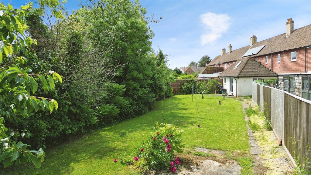 Property photo 3 of 24