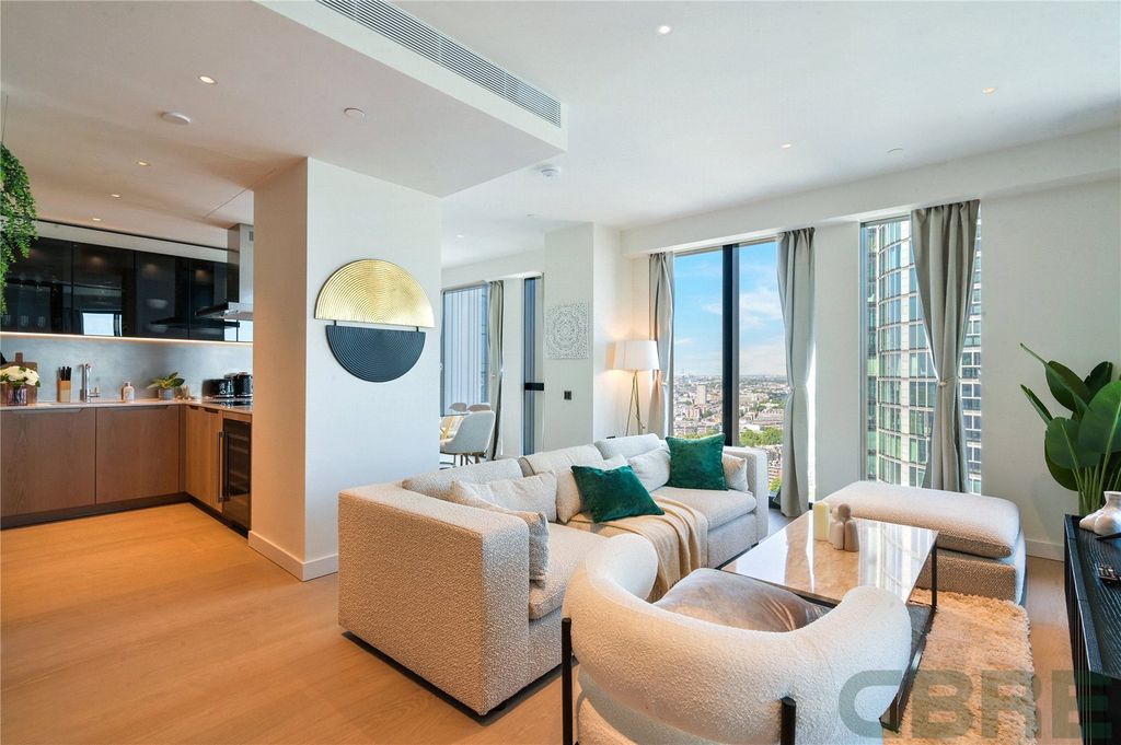 Property photo 2 of 24 Picture No. 02