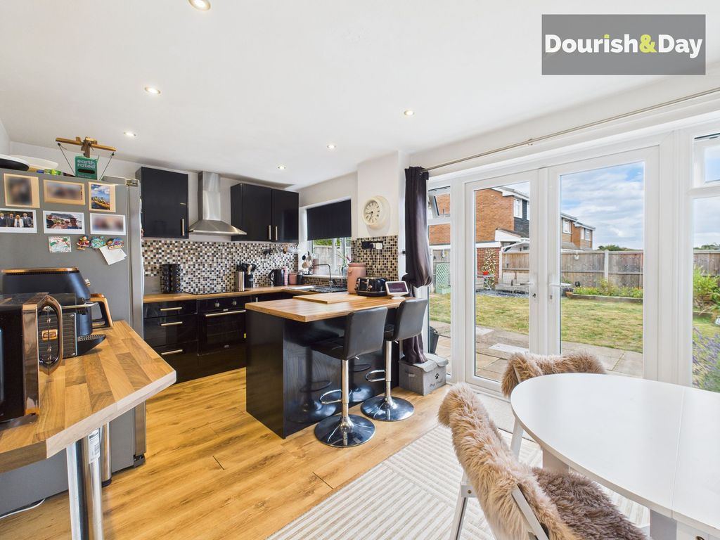 Property photo 3 of 17 Open Plan Kitchen / Diner
