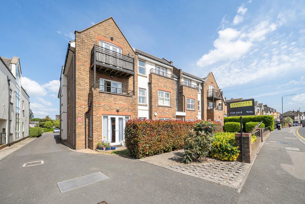 Property photo 1 of 24 1454120-4-69F0Ad0...