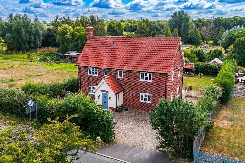 Property photo 1 of 30