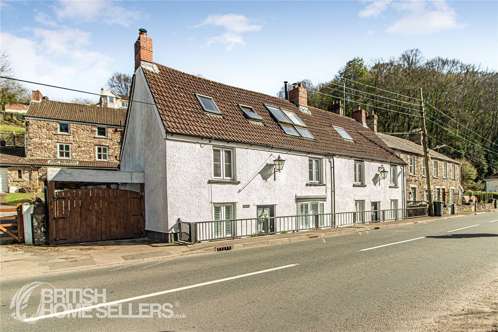 Property photo 1 of 52 Picture No. 26