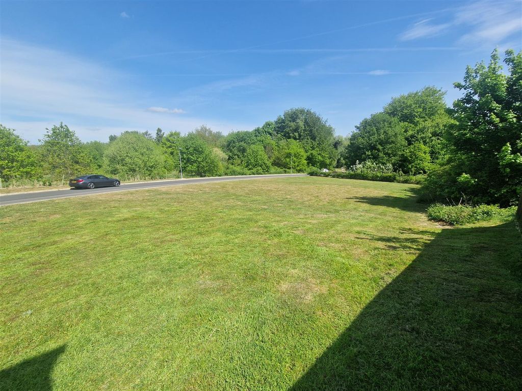 Property photo 3 of 7 20250507_115258.Jpg