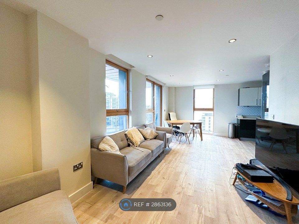 Property photo 2 of 19 Living Room View From Entance