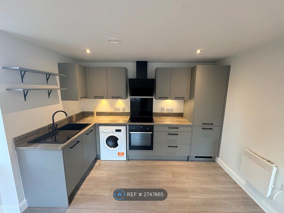 Property photo 2 of 6