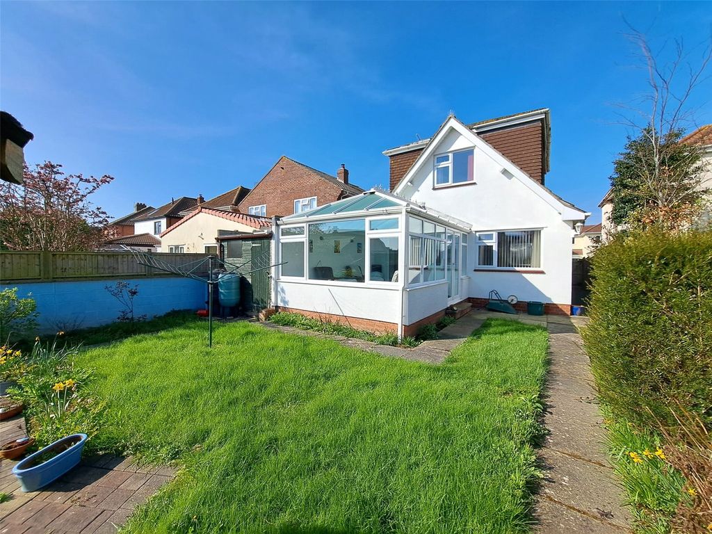 Property photo 2 of 22 Picture No. 23