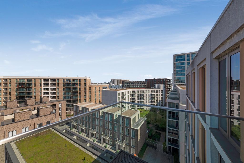 Property photo 2 of 15