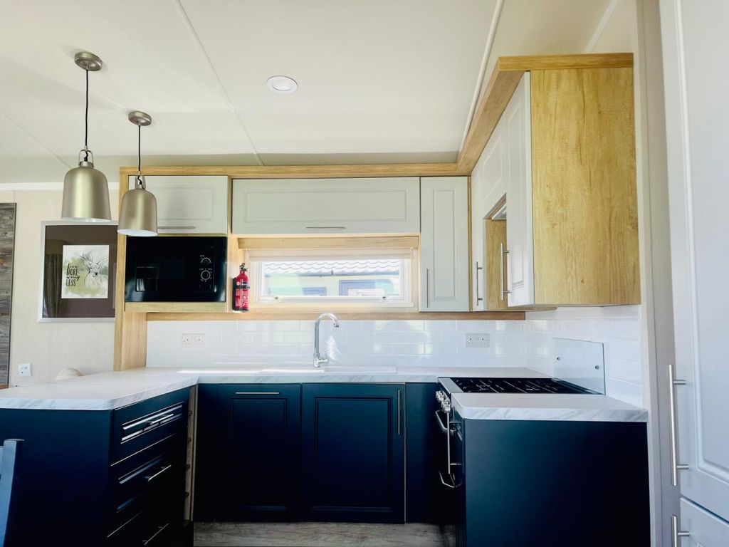Property photo 2 of 6 Swift B Excluive Kitchen Area Dishwasher .Jpg