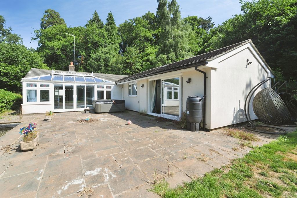 Property photo 1 of 23