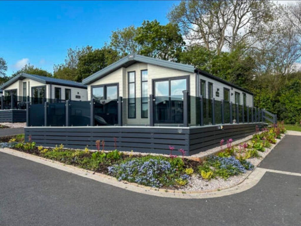 Property photo 1 of 45