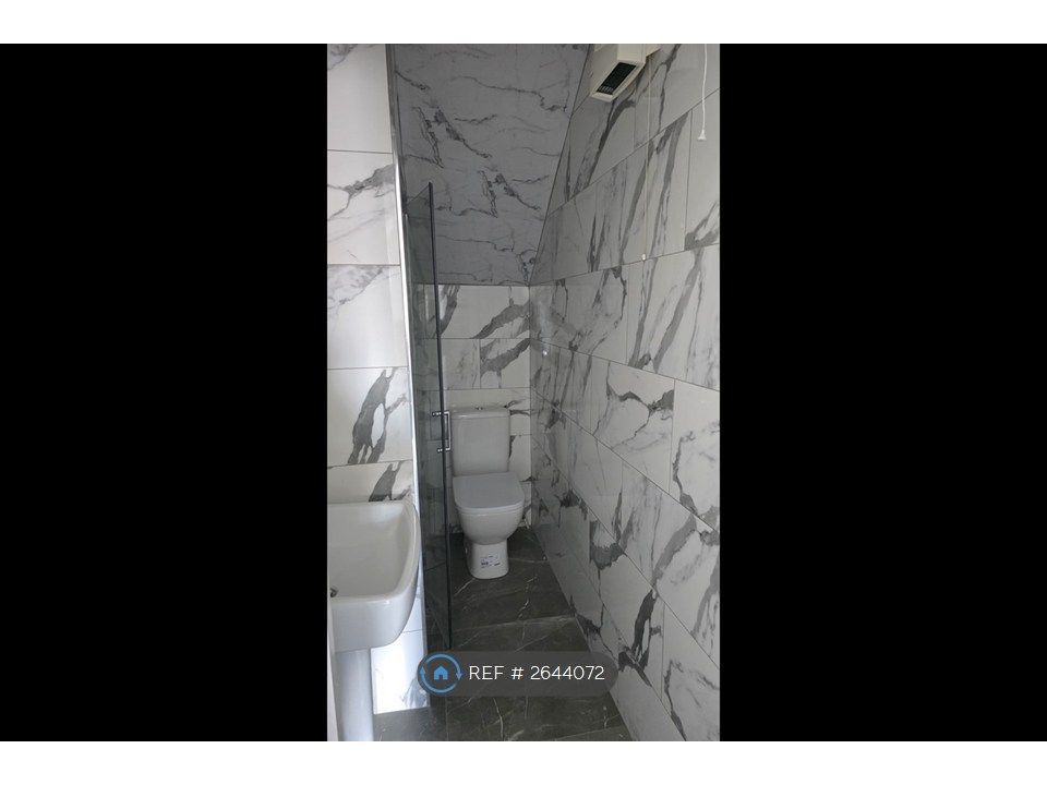 Property photo 3 of 3