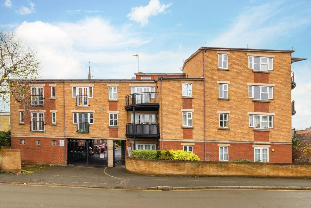 Property photo 2 of 16 Char0717.Jpg