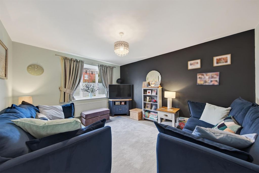 Property photo 2 of 24 155Campusdrweb19.Jpg