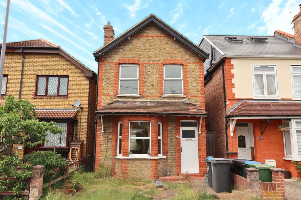 Property photo 1 of 9