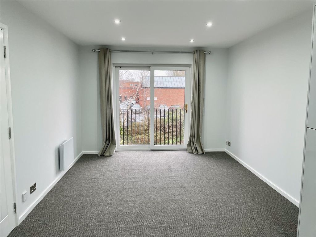 Property photo 3 of 9 C2Bdfa00-D915-4410-Bac1-738E80484942.Jpeg