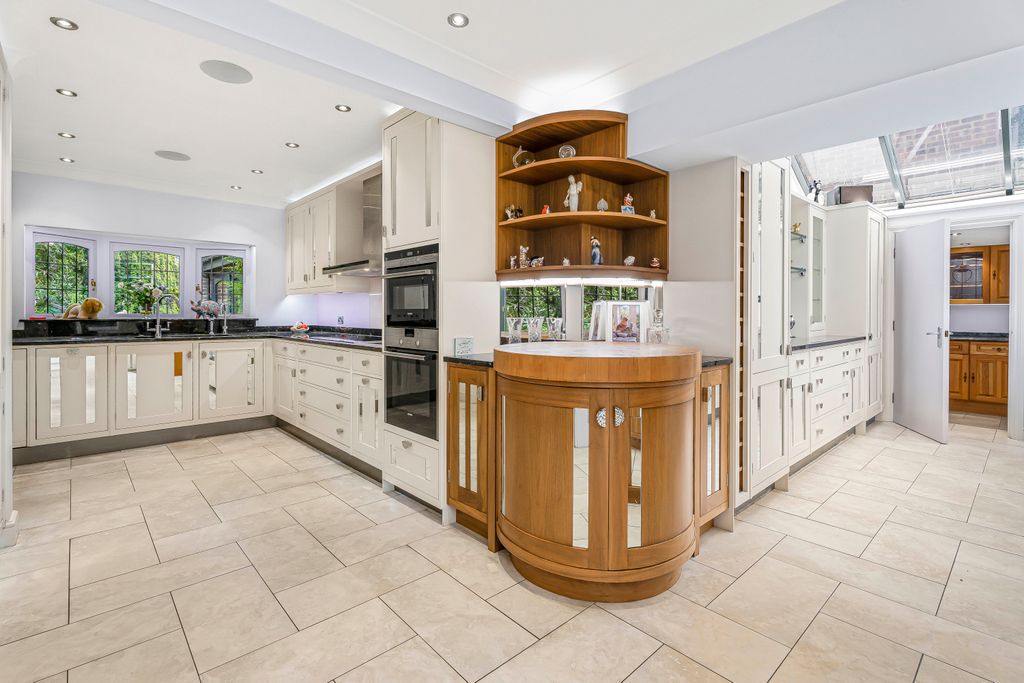 Additional image 5 of 4 bed detached house for saleWhitehill Road, Hitchin SG4