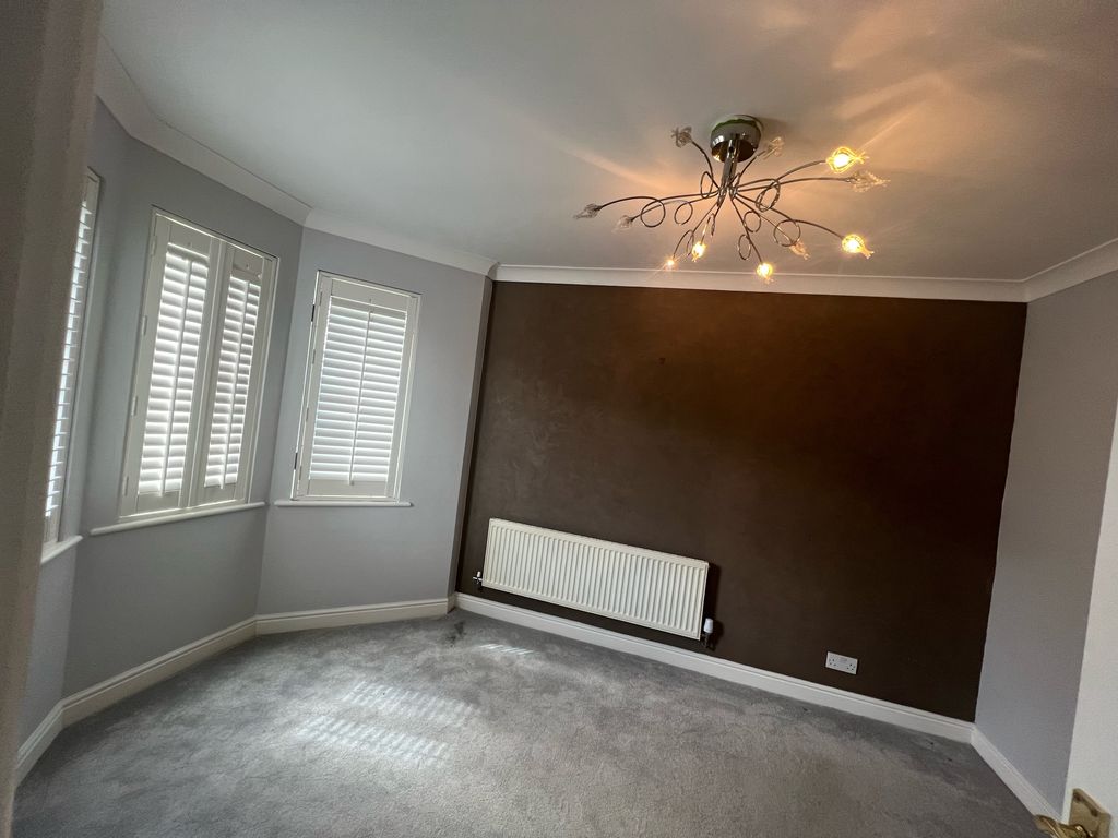 Property photo 2 of 15 Living Room
