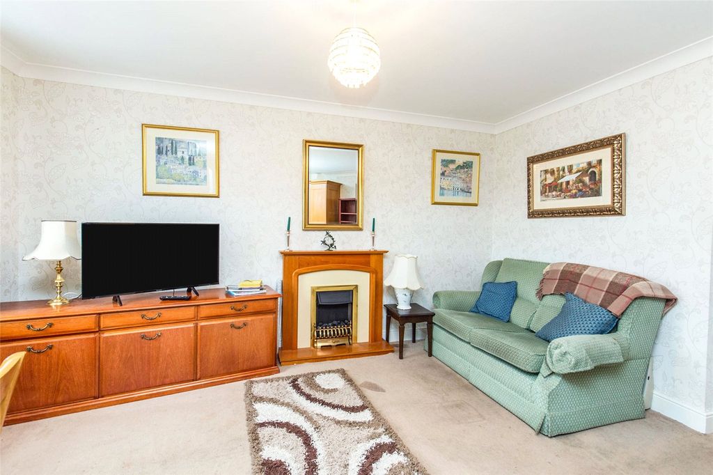 Property photo 3 of 10 Picture No. 03