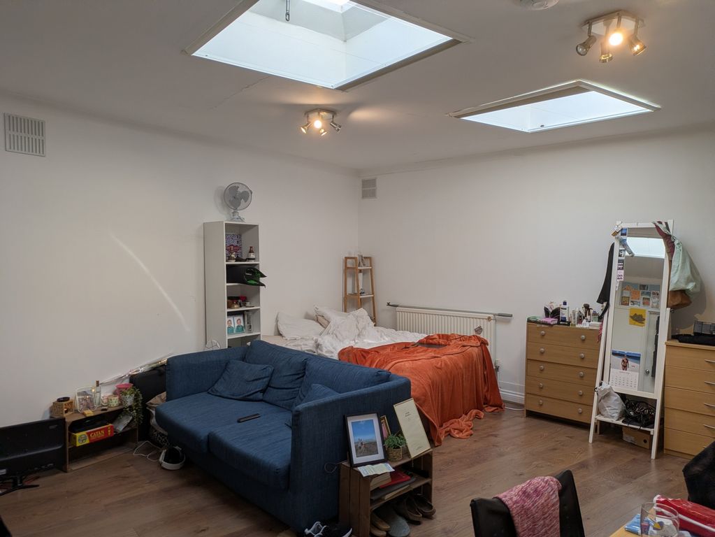 Property photo 1 of 4 Photo 2