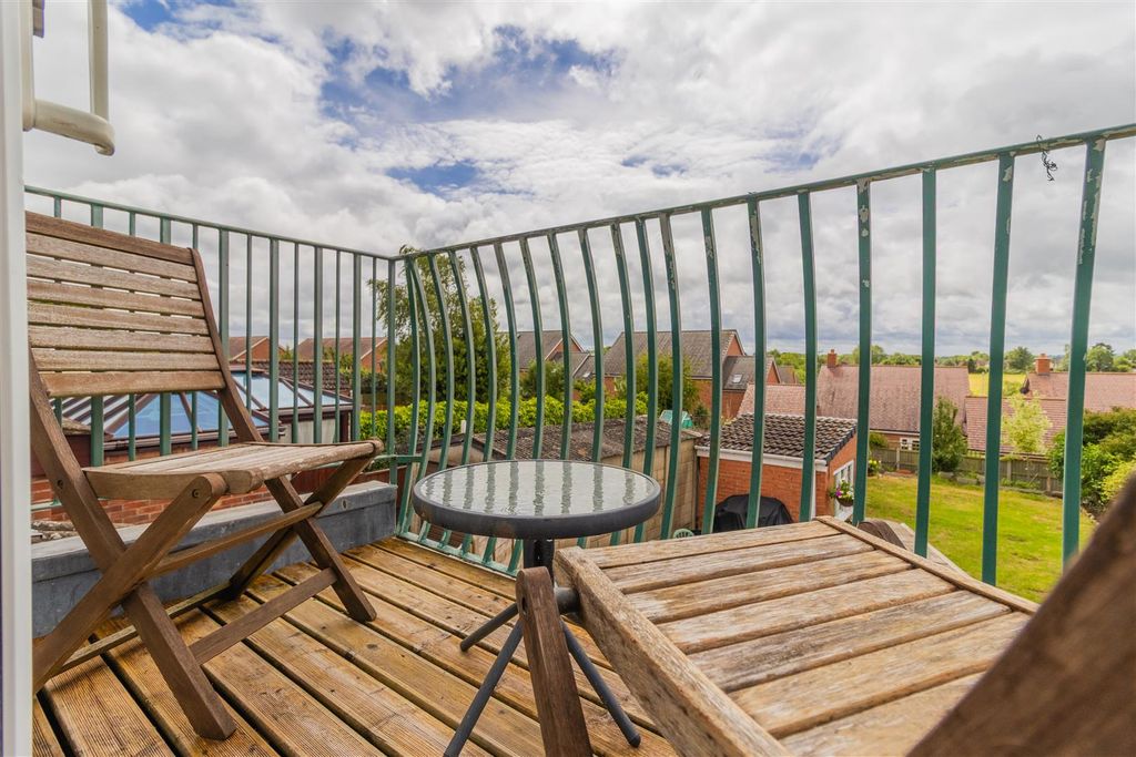 Additional image 16 of 3 bed semi-detached house for saleHolywell Road, Southam CV47