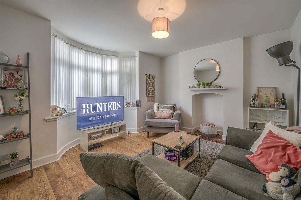 Property photo 3 of 20