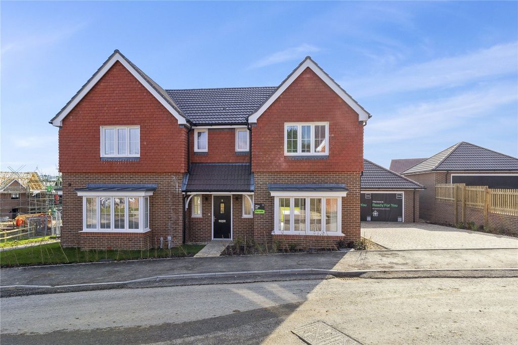 Property photo 2 of 17 Picture No. 23