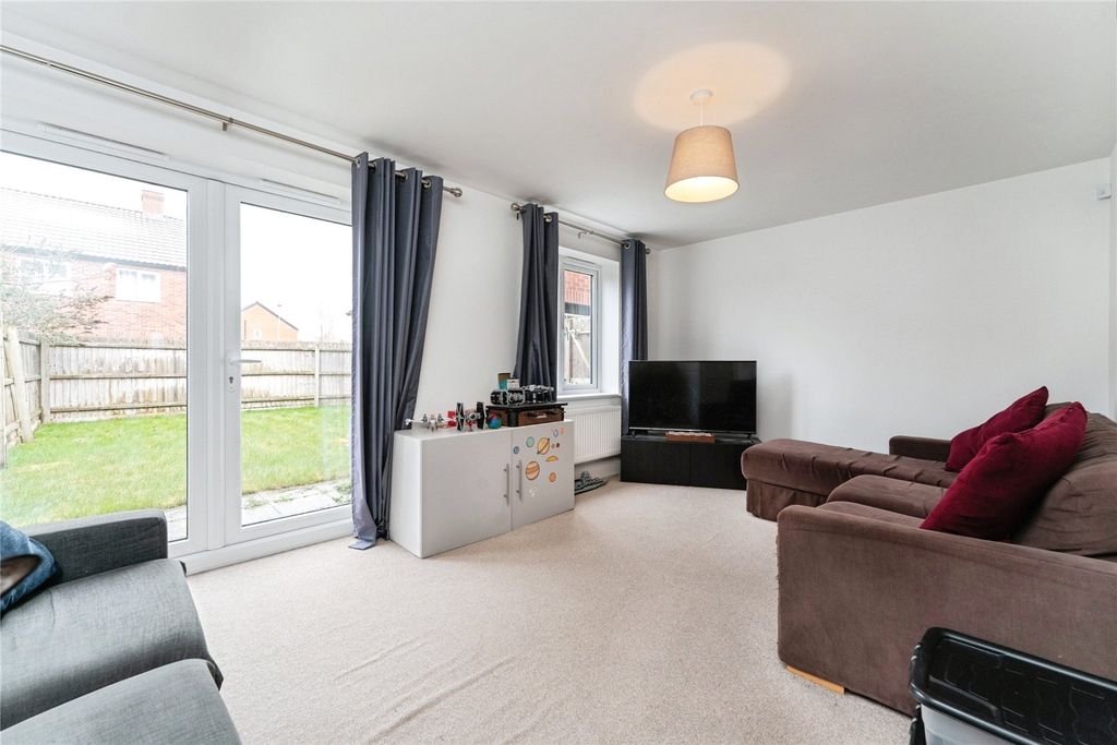 Property photo 2 of 17 Picture No. 69