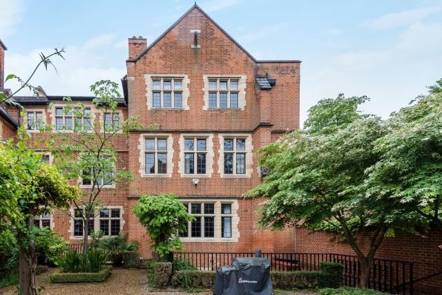 Property photo 1 of 27 External View