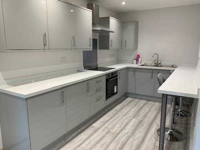 Property photo 2 of 9 Kitchen