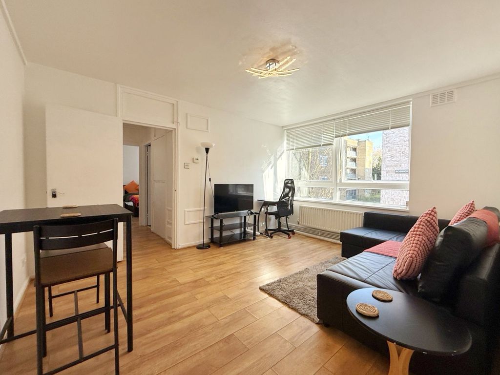 Property photo 3 of 11