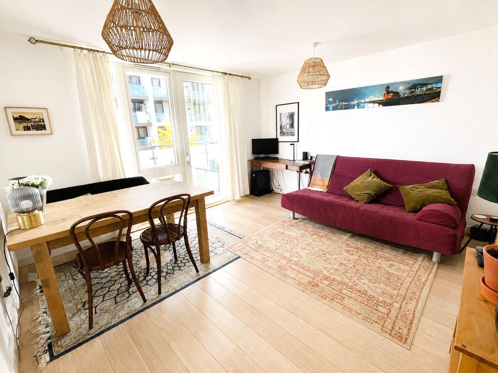 Property photo 2 of 8 Picture No. 04Https: