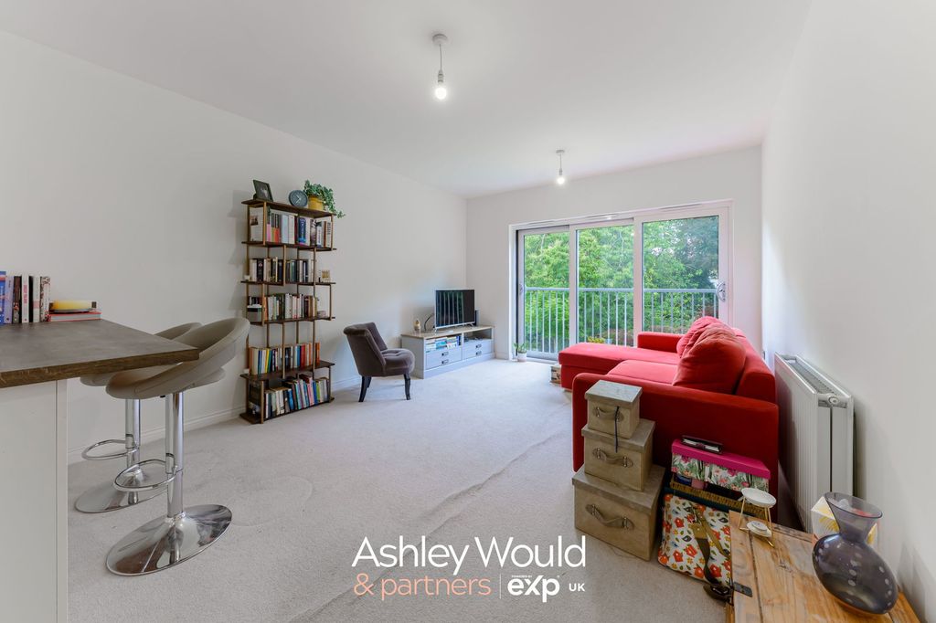 Property photo 3 of 16