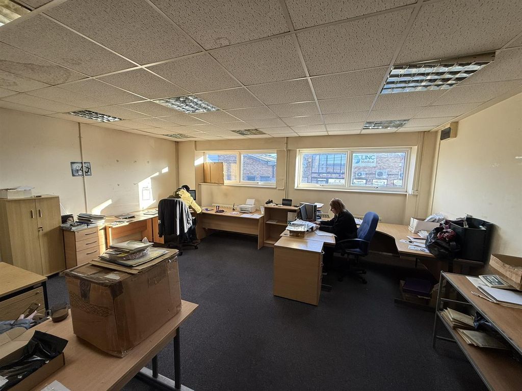 Property photo 3 of 5 Img_2115.Jpeg