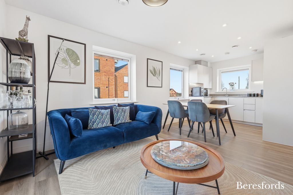 Property photo 3 of 21 Picture No. 05